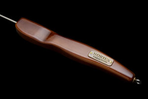 nories-fish-releaser-ns-01-dark-wood